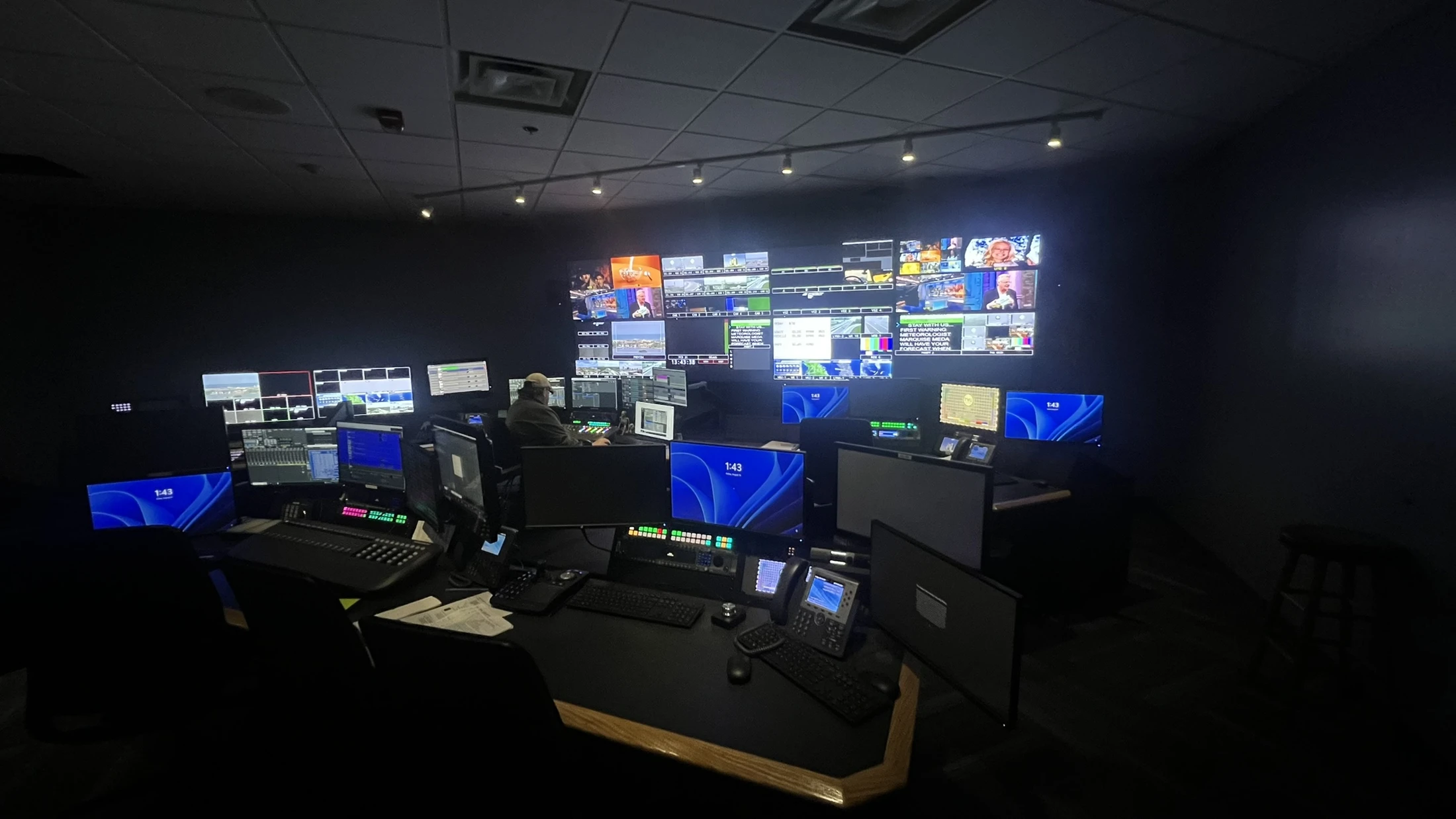 Completed PCR1: operator at the front production position