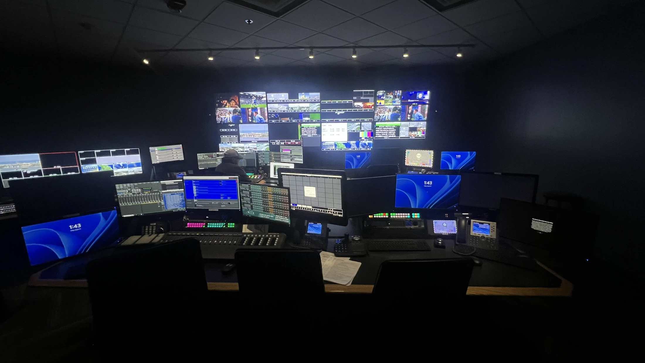 Completed PCR1: finished control room with active monitoring
